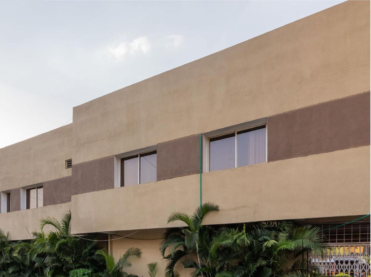 Capital O 80566 Hotel Mayank Bilāspur Buitenkant foto